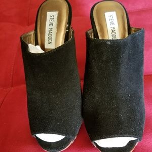 Steve Madden Peep Toe Clogs